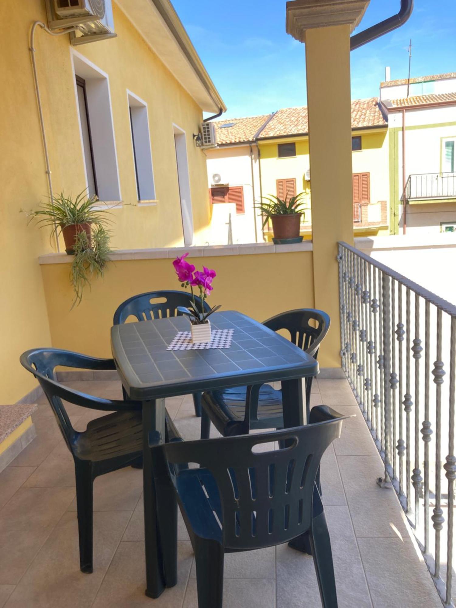 Casa Vacanze Il Giardino Villamassargia Eksteriør billede